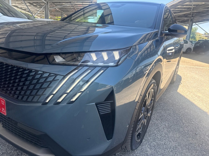 Peugeot 3008 Nouveau Hybrid 145 e-DCS6 GT