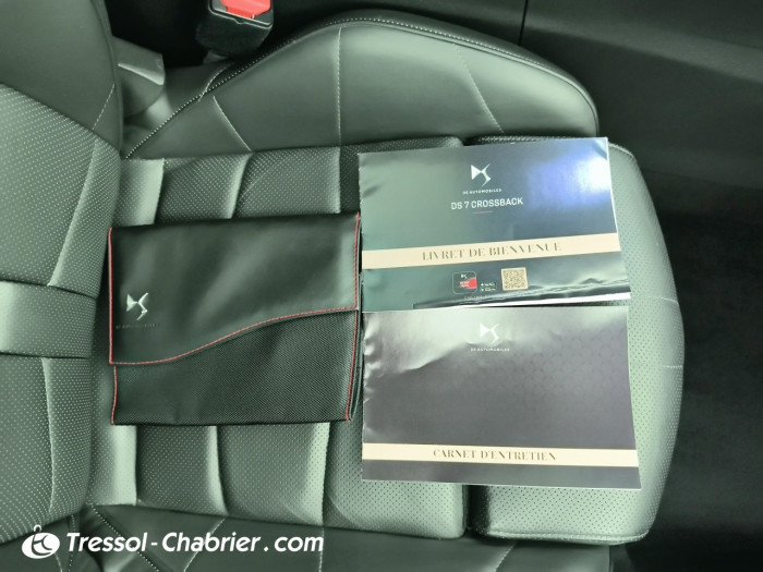 DS DS7 CROSSBACK Hybride E-Tense 300 EAT8 4x4 Louvre