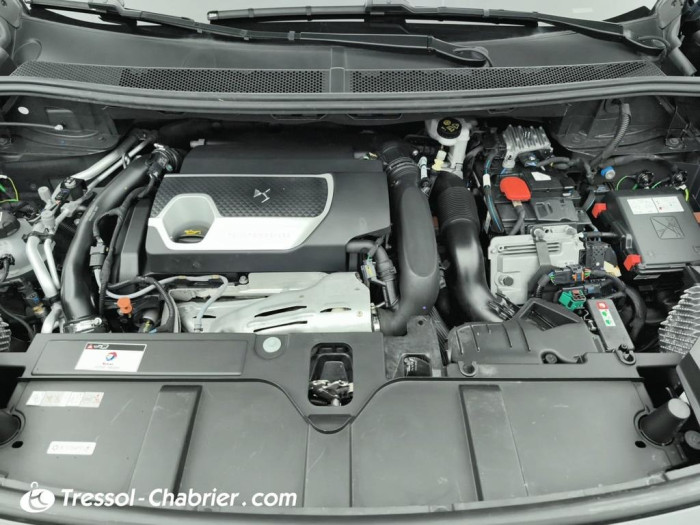 DS DS7 CROSSBACK Hybride E-Tense 300 EAT8 4x4 Louvre