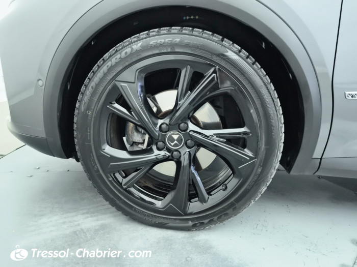 DS DS7 CROSSBACK Hybride E-Tense 300 EAT8 4x4 Louvre