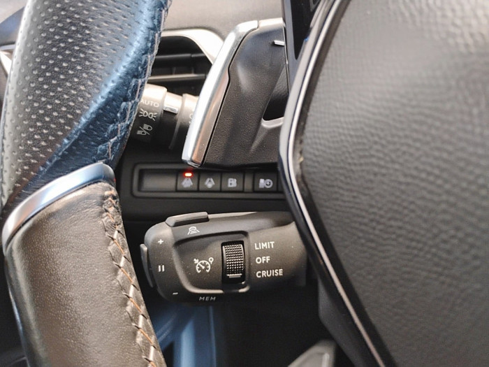 Peugeot 3008 Hybrid 225 e-EAT8 GT
