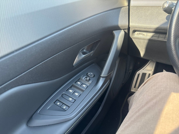 Peugeot 308 SW BlueHDi 130ch S&S EAT8 GT