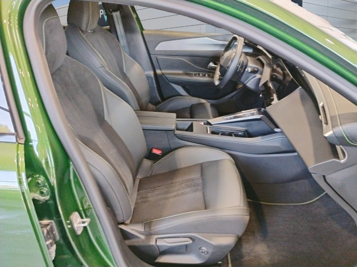 Peugeot 308 PHEV 180 e-EAT8 GT