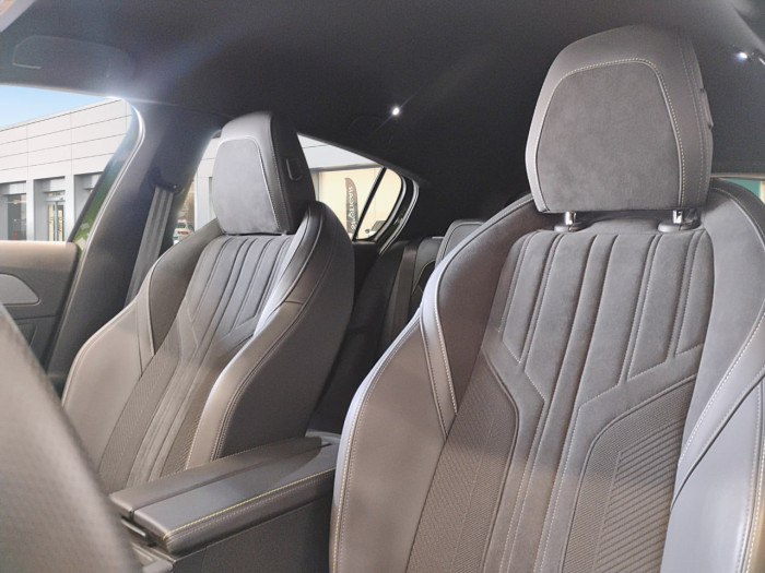 Peugeot 308 PHEV 180 e-EAT8 GT