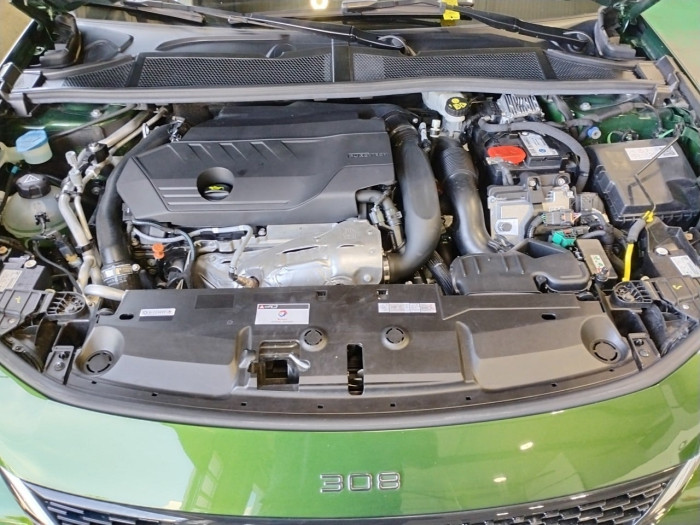 Peugeot 308 PHEV 180 e-EAT8 GT