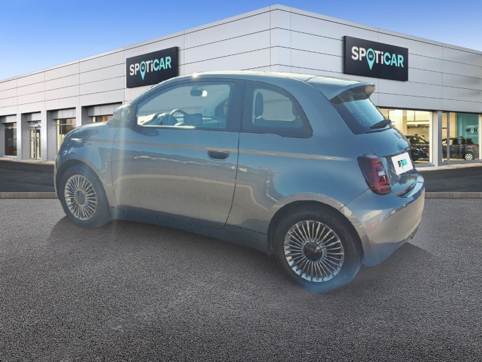Fiat 500e BERLINE MY22 SERIE 1 STEP 2 500 e 95 ch Icône