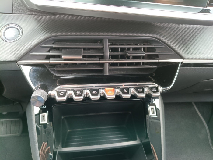 Peugeot 208 ELECTRIQUE 136ch 50 kWh Style