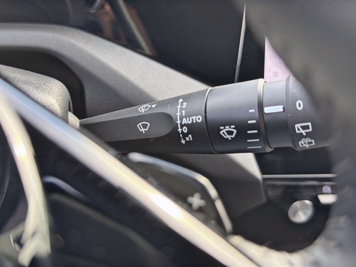Peugeot 308 Hybrid 145 e-DCS6 Allure