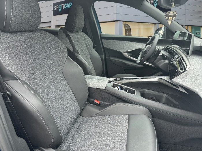 Peugeot 3008 Hybrid 145 e-DCS6 Allure