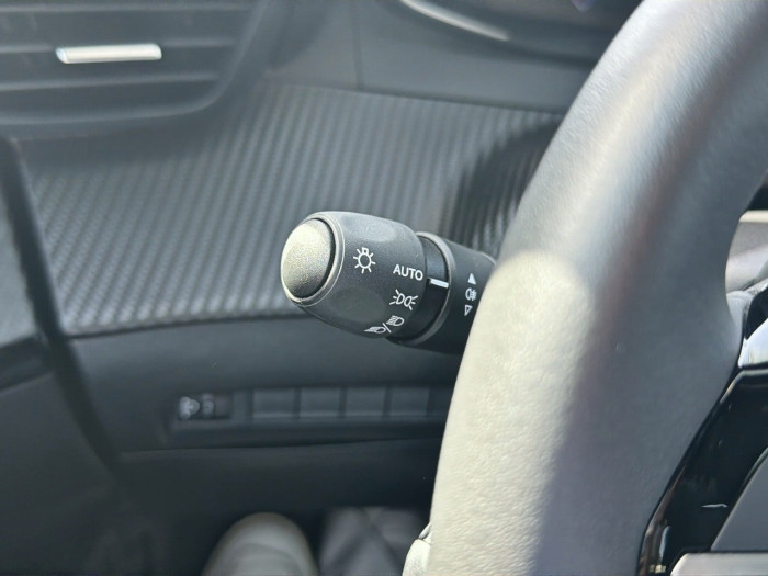 Peugeot 2008 ELECTRIQUE Nouveau 54 kWh 156 ch Allure