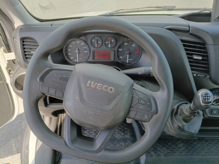IVECO Daily CCb 35C16H D empattement 4100 3.0