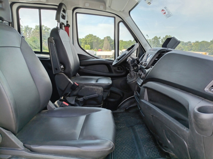 IVECO Daily CCb 35C16H D empattement 4100 3.0