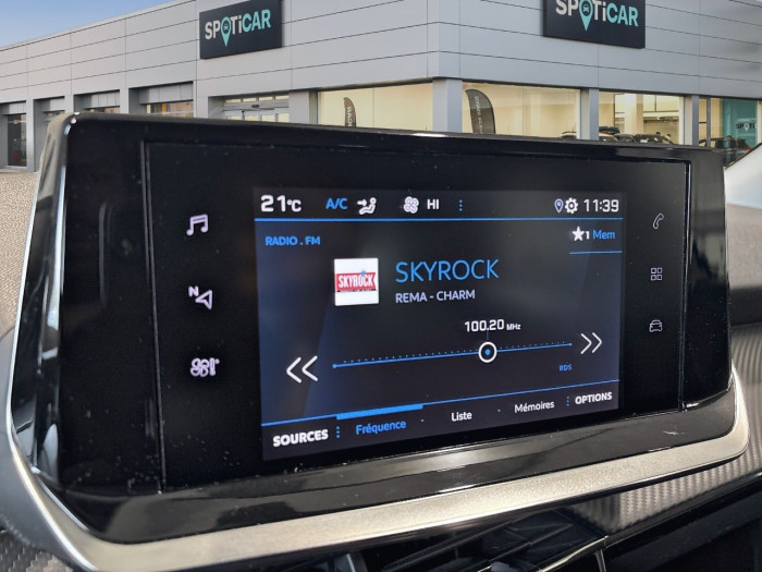 Peugeot 2008 PureTech 130 S&S EAT8 Style