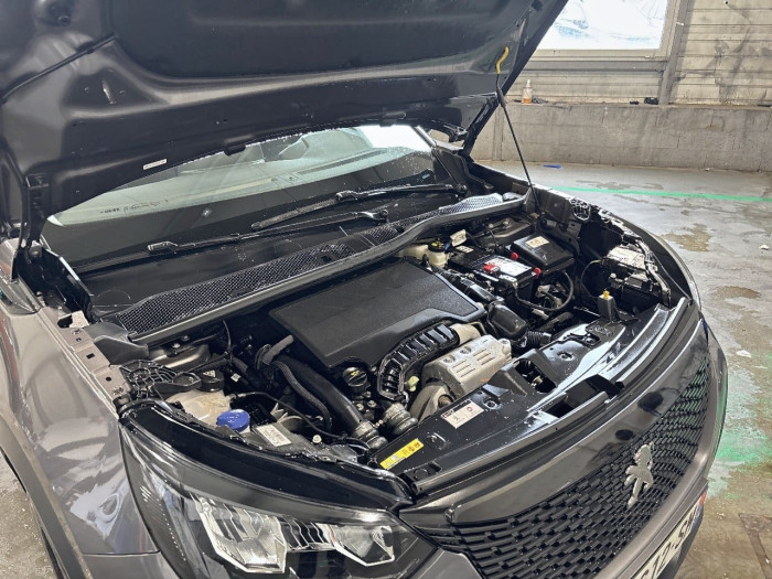 Peugeot 2008 PureTech 130 S&S EAT8 Style