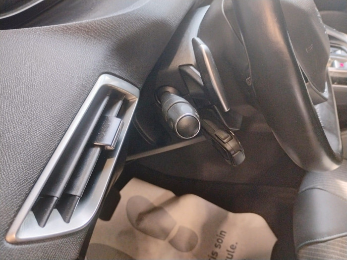 Peugeot 3008 Hybrid 225 e-EAT8 Allure Pack