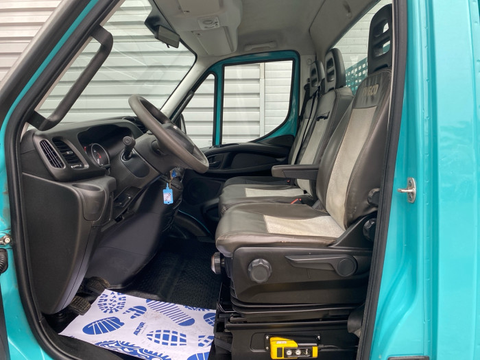 IVECO Daily CCb 35C18H Empattement 3750 Tor