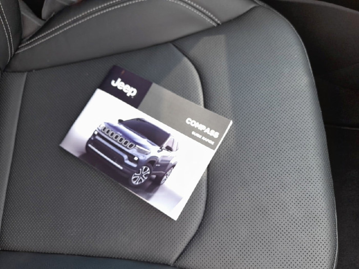 Jeep Compass 1.5 Turbo T4 130 ch BVR7 e-Hybrid Summit