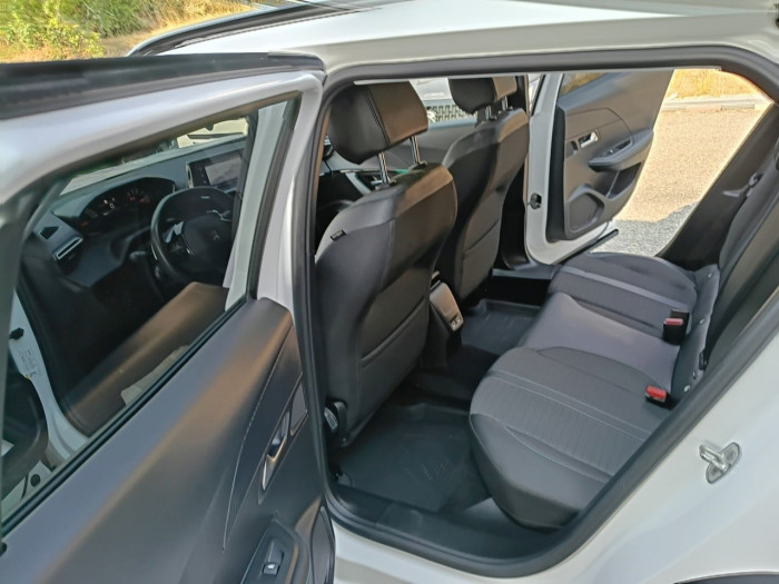 Peugeot 2008 BlueHDi 130 S&S EAT8 Allure