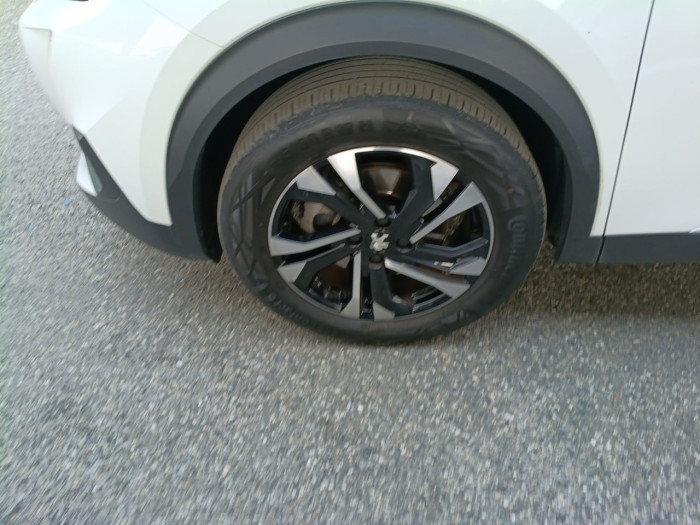 Peugeot 2008 BlueHDi 130 S&S EAT8 Allure