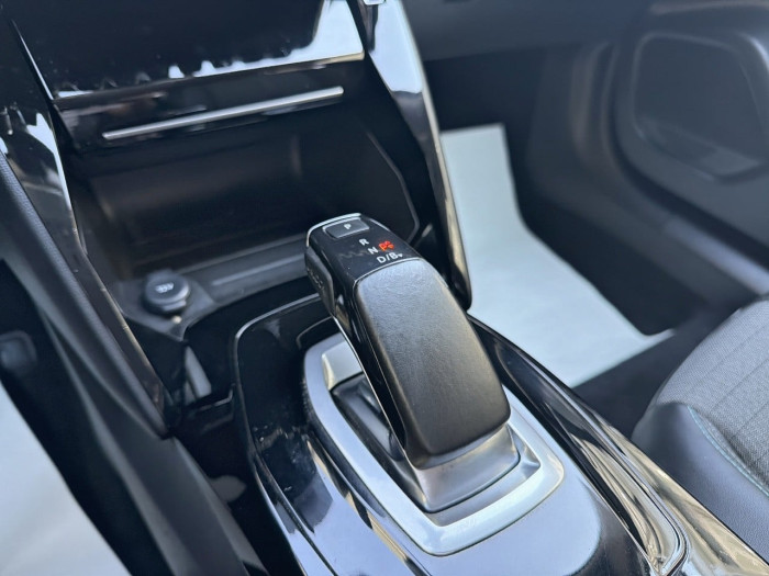 Peugeot 2008 BUSINESS ELECTRIQUE Moteur électrique 136 ch Allure Business
