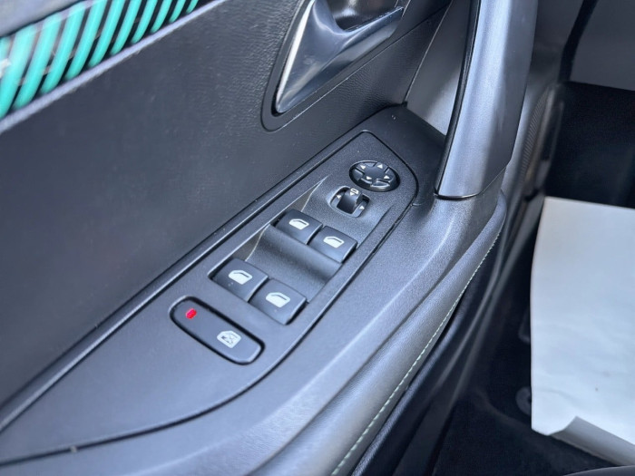 Peugeot 2008 BUSINESS ELECTRIQUE Moteur électrique 136 ch Allure Business