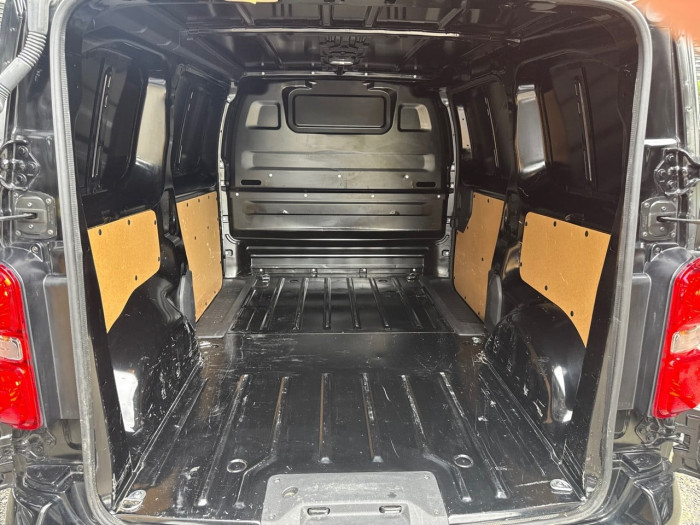Citroën JUMPY FOURGON FGN DIESEL 120 CH M MANUELLE