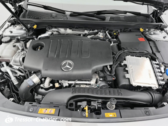 Mercedes CLA COUPE Coupé 200 d 8G-DCT AMG Line