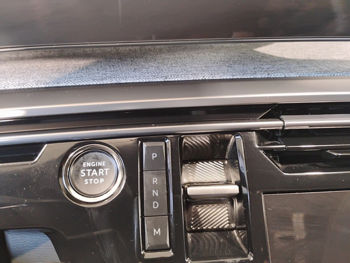 Peugeot 3008 Hybrid 136 e-DCS6 GT