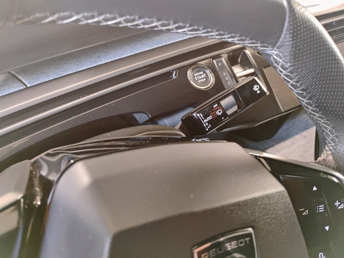 Peugeot 3008 Hybrid 136 e-DCS6 GT