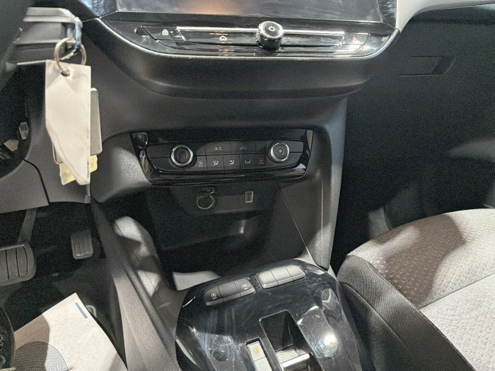 Opel CORSA 1.2 Turbo 100 ch BVA8 Edition