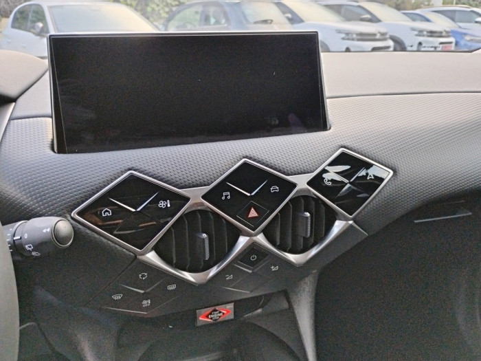 DS DS 3 PureTech 100 BVM6 Bastille