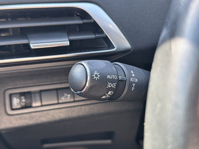 Peugeot 3008 Puretech 130ch S&S EAT8 Crossway
