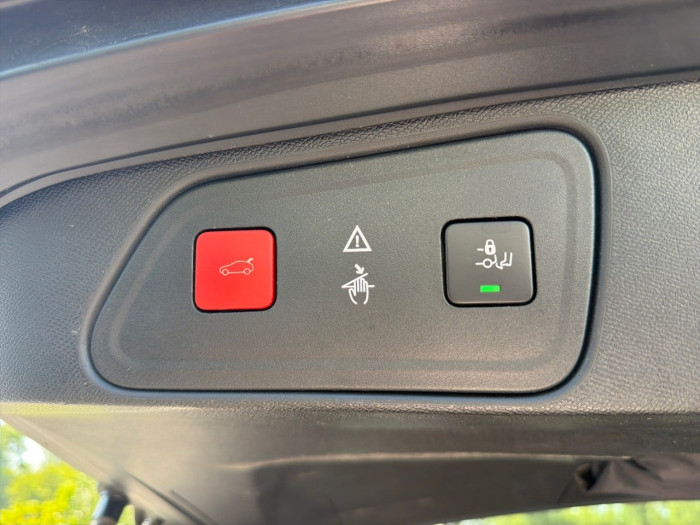 Peugeot 3008 Puretech 130ch S&S EAT8 Crossway