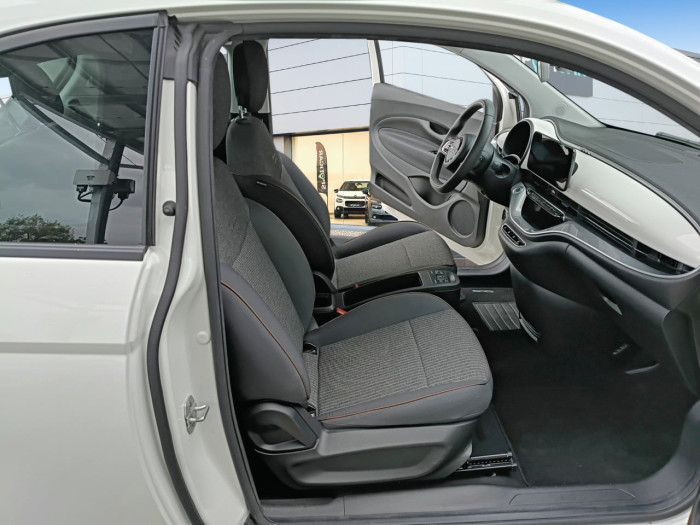 Fiat 500e 3+1 500 3+1 e 118 ch Icône
