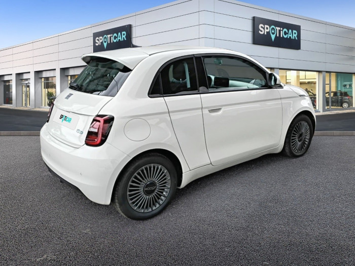 Fiat 500e 3+1 500 3+1 e 118 ch Icône