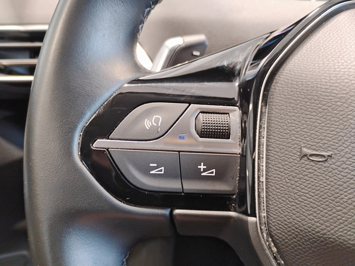 Peugeot 3008 Hybrid 225 e-EAT8 Allure