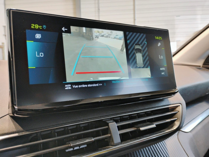 Peugeot 3008 Hybrid 225 e-EAT8 Allure
