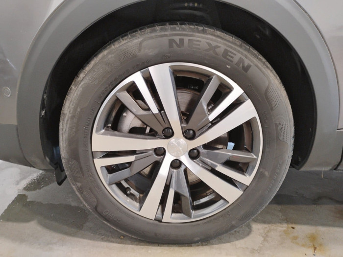 Peugeot 3008 Hybrid 225 e-EAT8 Allure