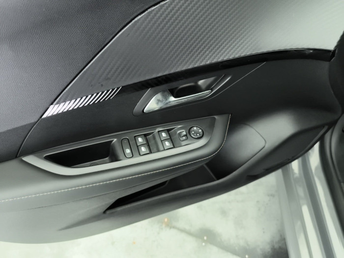 Peugeot 208 Nouvelle Hybrid 110 ch e-DCS6 Allure