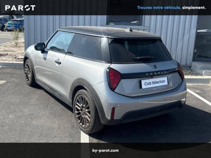 MINI COOPER F66 156 ch DKG7 C Classic