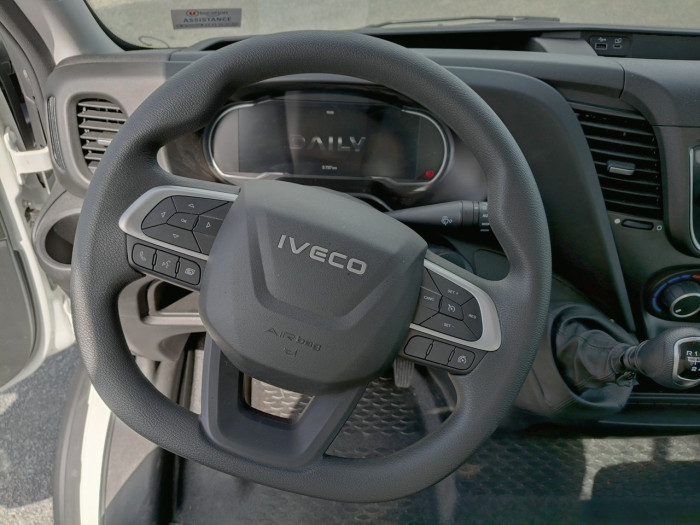IVECO Daily CCb 35C16H empattement 3450 3.0