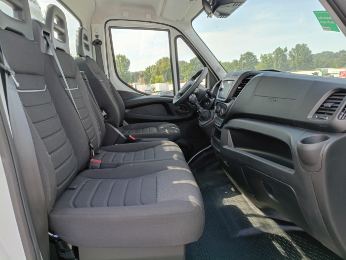 IVECO Daily CCb 35C16H empattement 3450 3.0