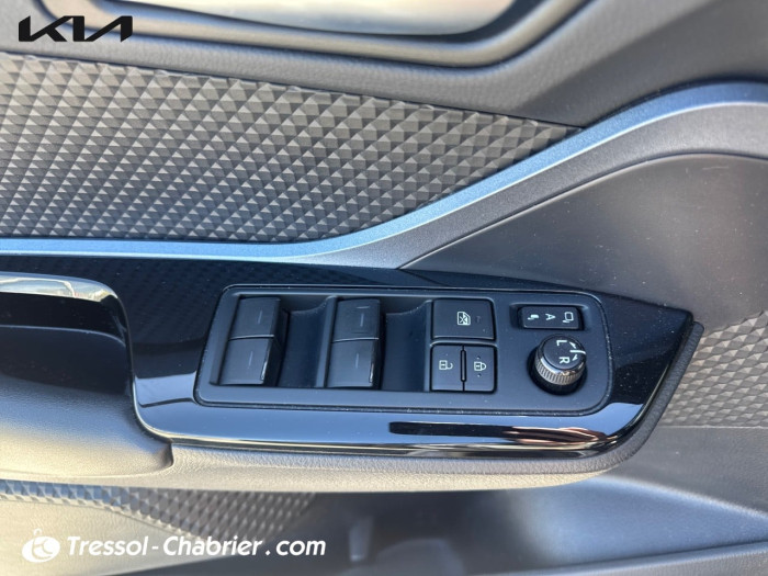 Toyota C-HR HYBRIDE MY20 1.8L Edition