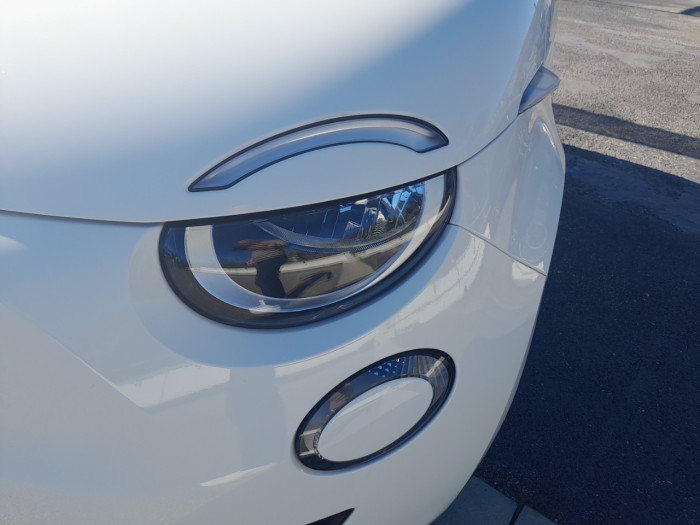 Fiat 500e BERLINE MY22 SERIE 1 STEP 2 500 e 95 ch Icône