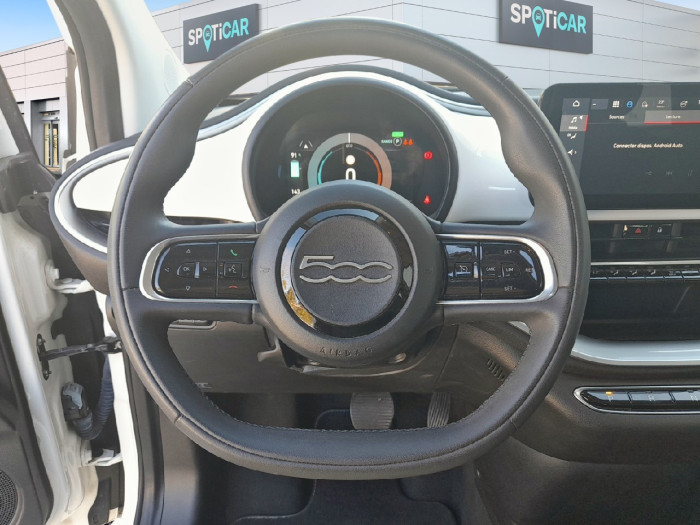 Fiat 500e BERLINE MY22 SERIE 1 STEP 2 500 e 95 ch Icône