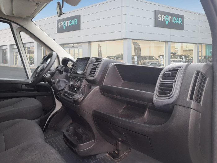 Fiat DUCATO CHASSIS CABINE CC BENNE P.S.+GD COFFRE MAXIHD 3.5 L H3-POWER 140 BUSINESS