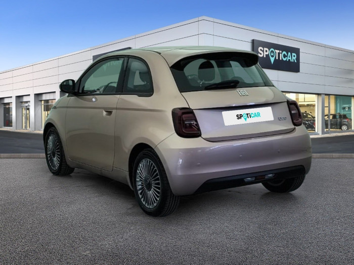 Fiat 500e BERLINE MY22 SERIE 1 STEP 2 500 e 95 ch Icône