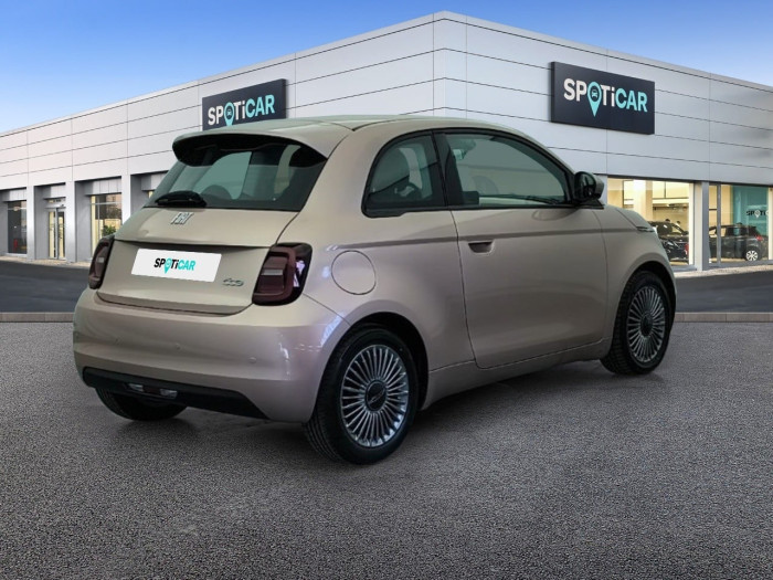Fiat 500e BERLINE MY22 SERIE 1 STEP 2 500 e 95 ch Icône