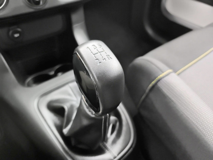 Citroën C3 PureTech 83 S&S BVM5 YOU!