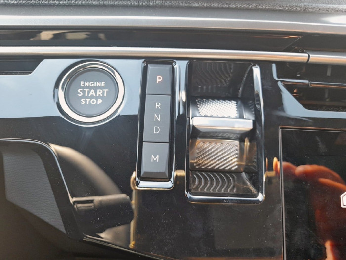 Peugeot 5008 Nouveau Hybrid 145 ch e-DCS6 Allure